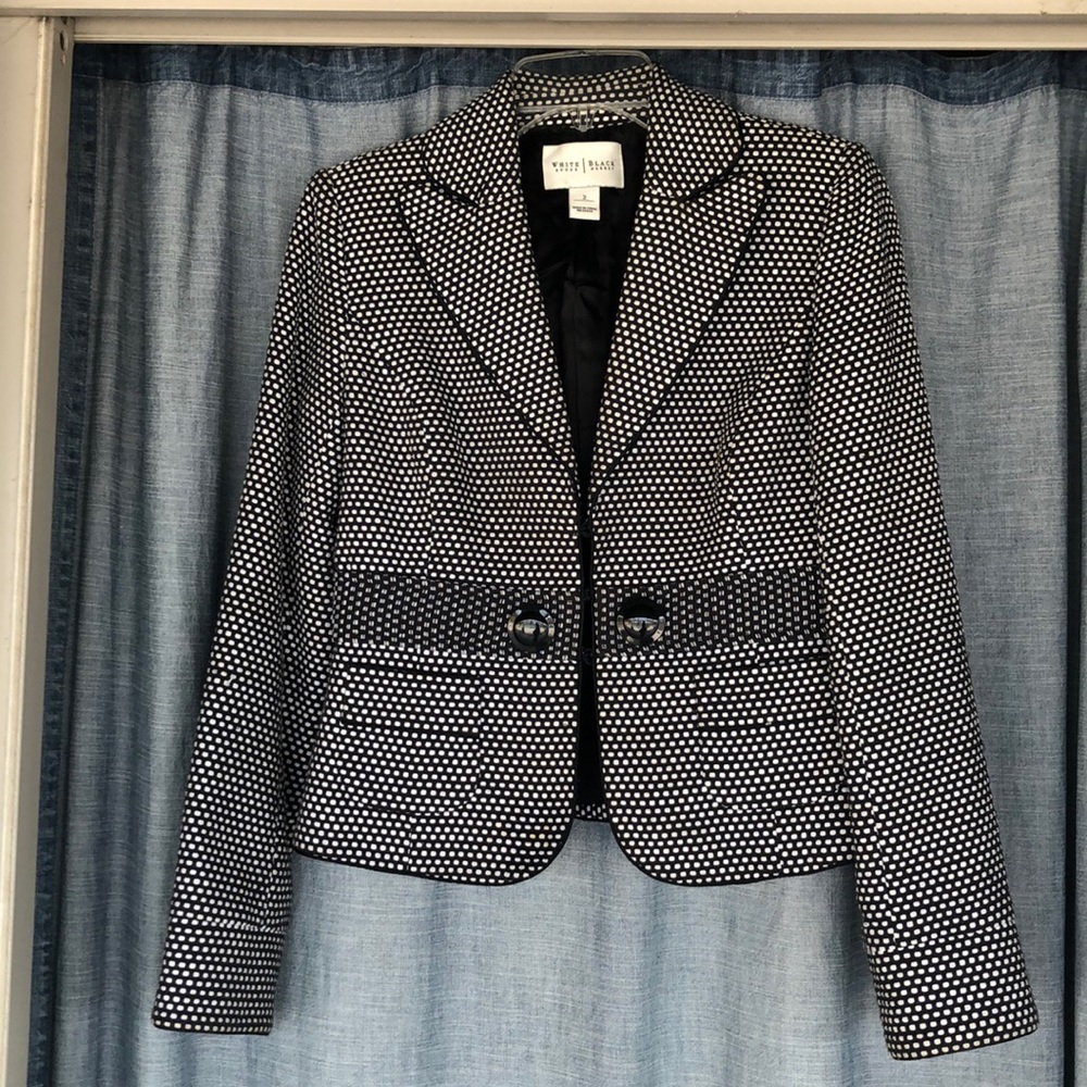 COPY - Black and white blazer